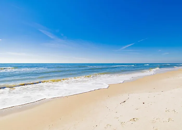 Apartment Beachfront Stylish - Stunning Views!